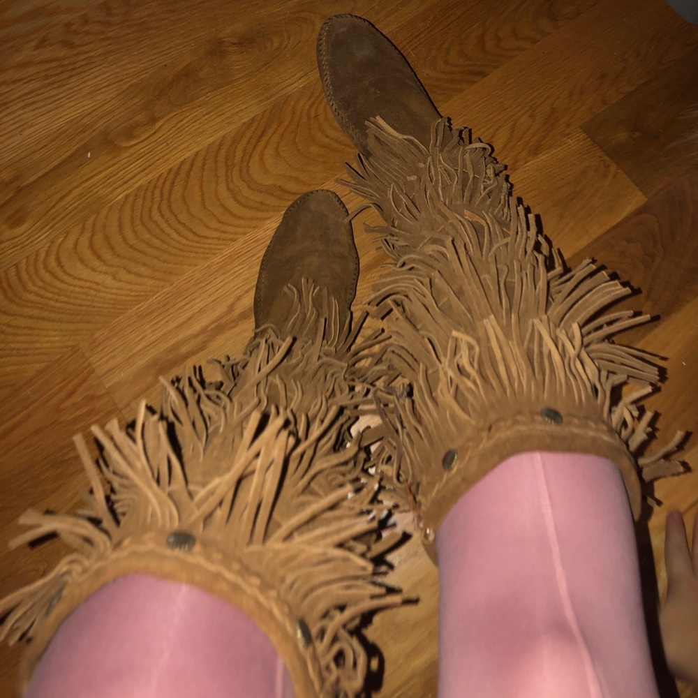 15” Authentic Flared Minnetonka Moccasins
